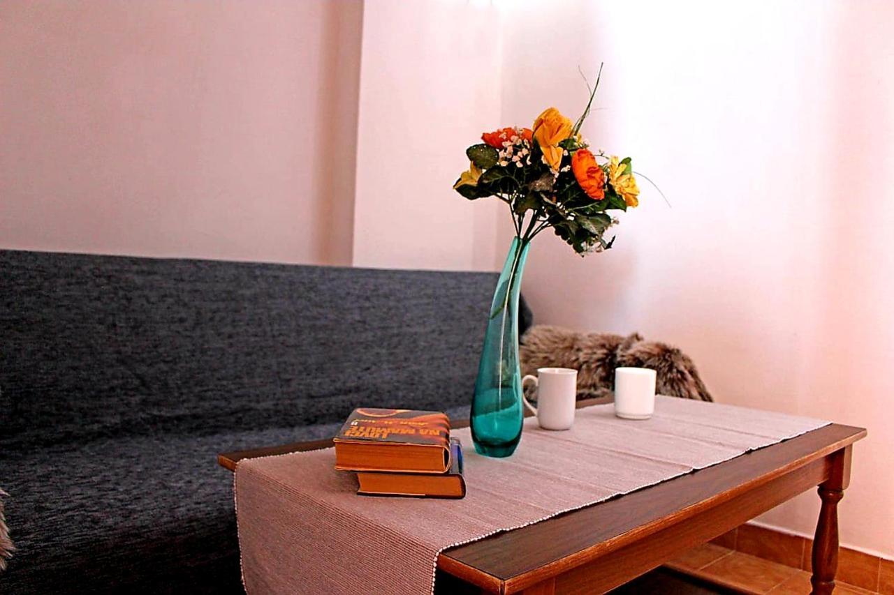 Apartments Gabriela Дрвеник Экстерьер фото